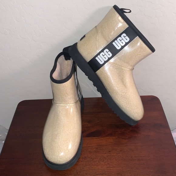 UGG BRAND NEW SIZE 10 GORGEOUS CLASSIC CLEAR MINI WATERPROOF BOOTS - Picture 9 of 13